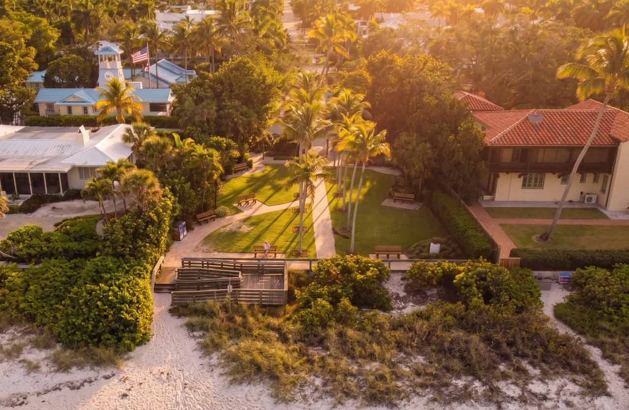 Beach-end walkovers and site improvements at 8th Avenue South beach access built by Fort Construction for the City of Naples